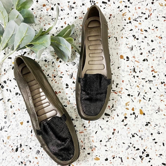 Academia Preppy Loafers Glitter Metallic Slip On 9.5 Timeless Comfortable Insole - Picture 11 of 11